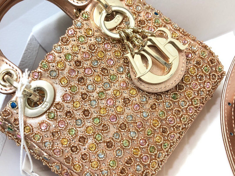 Dragons Bags Detail