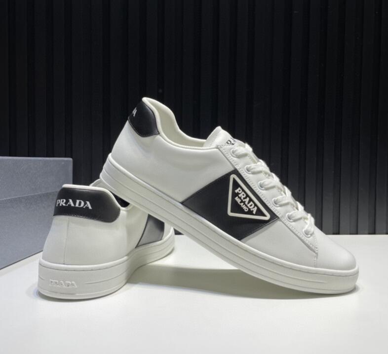 Dragons Bags Detail