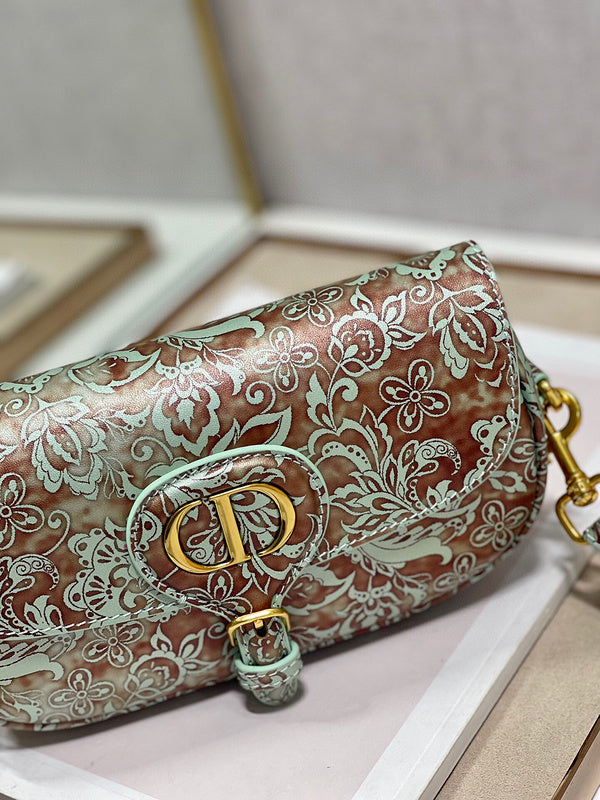 Dragons Bags Detail