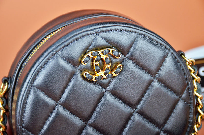 Dragons Bags Detail