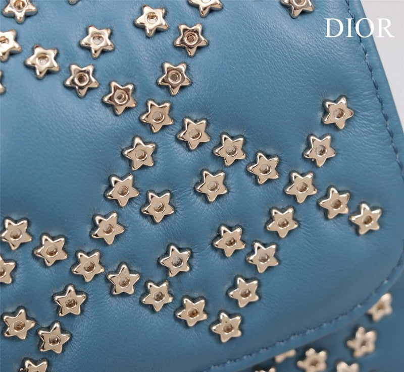 Dragons Bags Detail