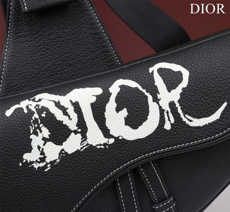 Dragons Bags Detail