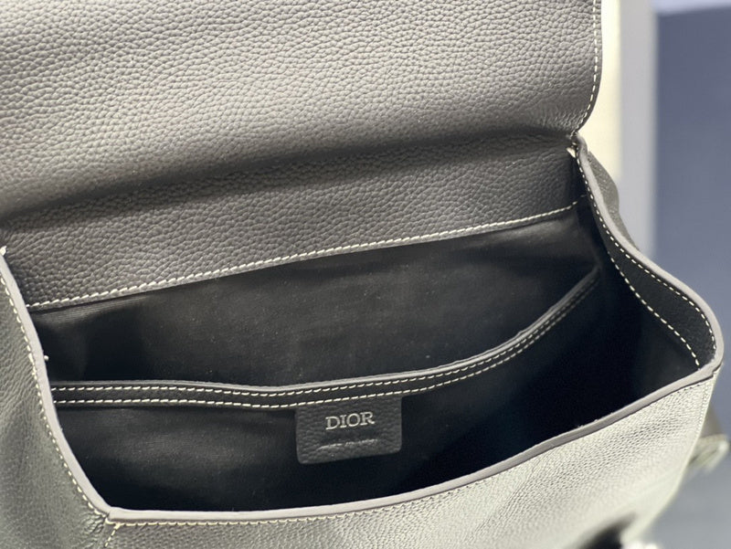 Dragons Bags Detail