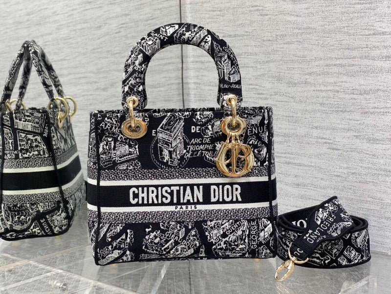 Dragons Bags Detail