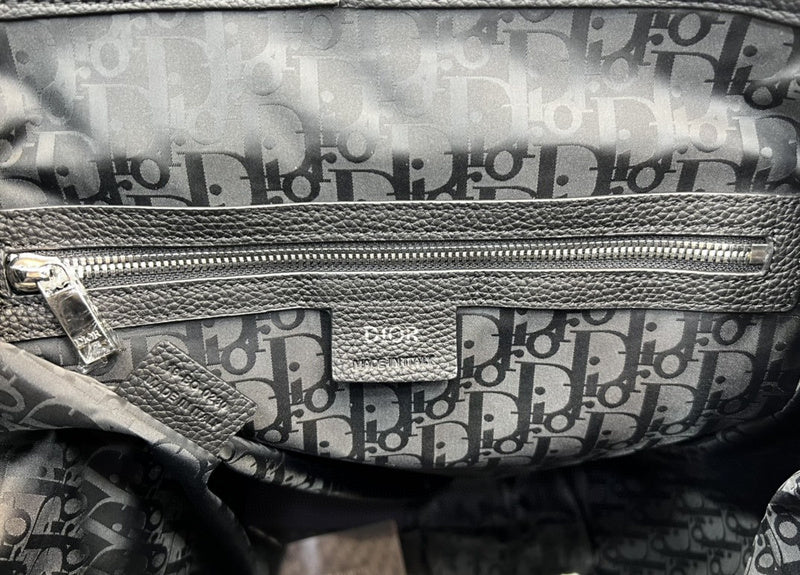 Dragons Bags Detail