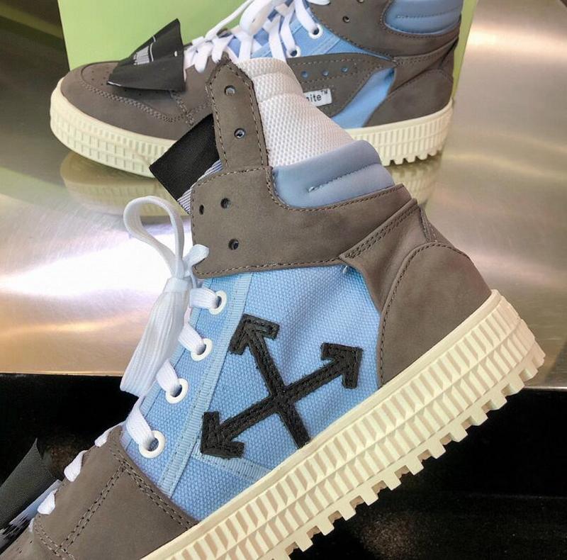 Dragons Bags Detail
