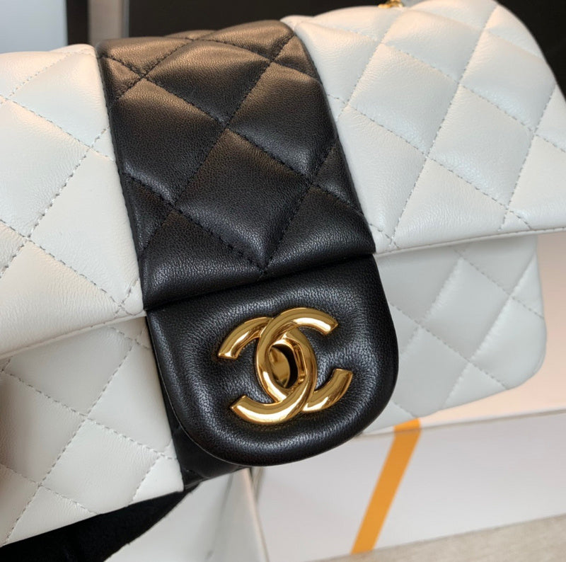 Dragons Bags Detail