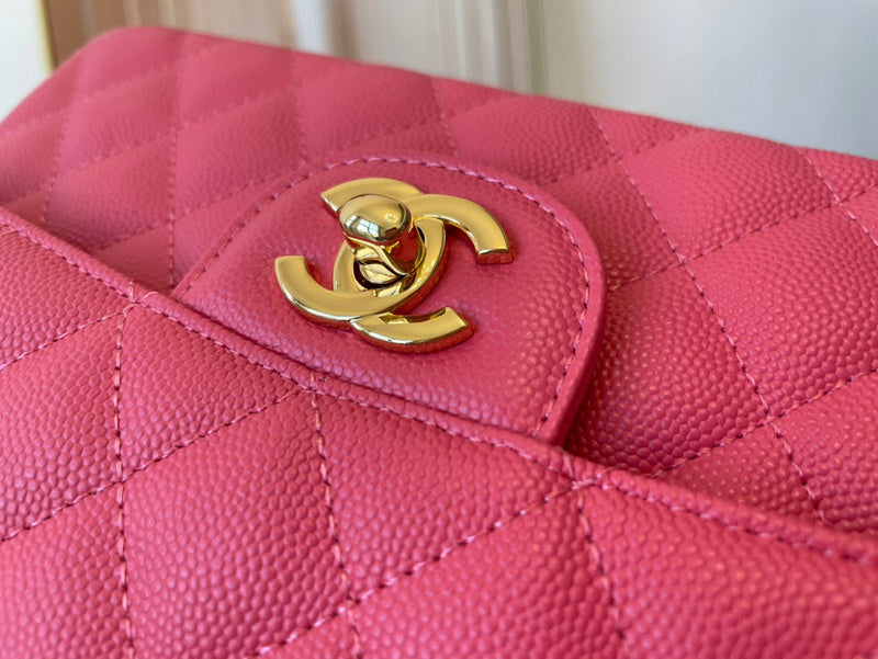 Dragons Bags Detail