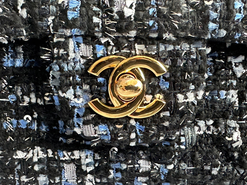 Dragons Bags Detail