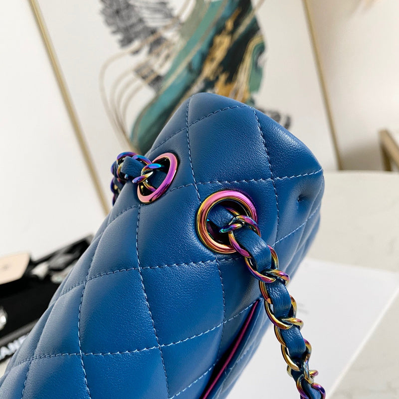 Dragons Bags Detail