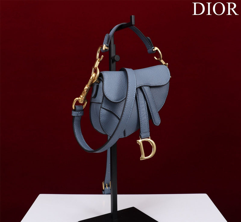 Dragons Bags Detail