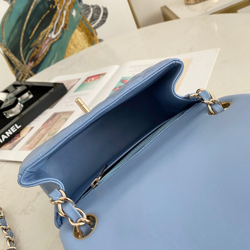Dragons Bags Detail