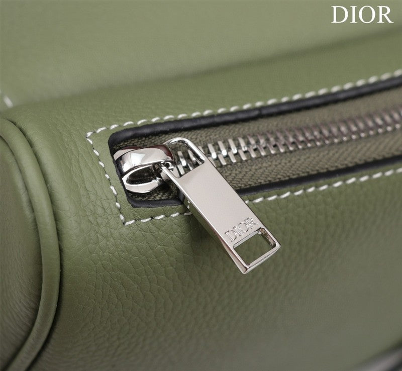 Dragons Bags Detail