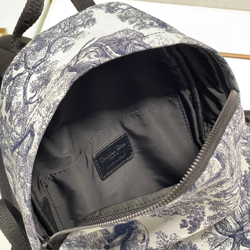 Dragons Bags Detail