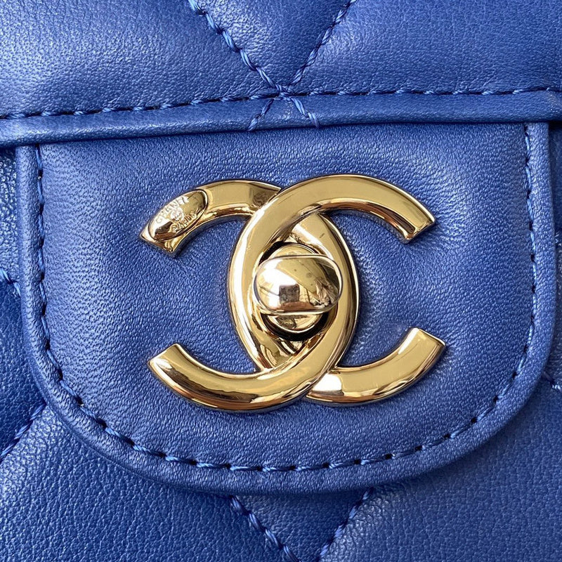 Dragons Bags Detail