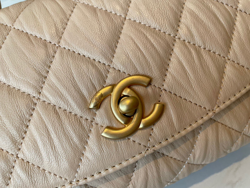 Dragons Bags Detail