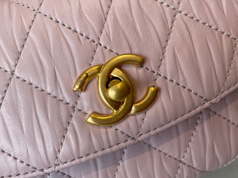 Dragons Bags Detail