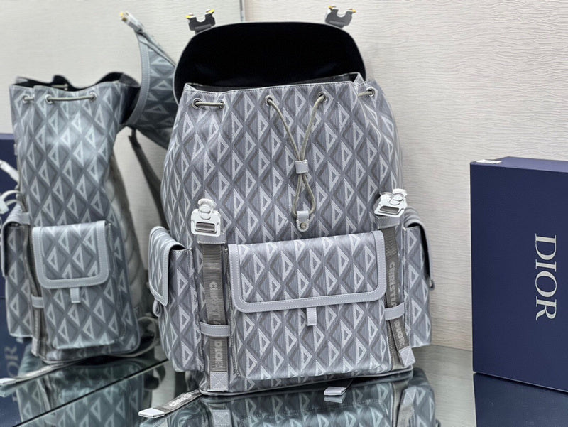 Dragons Bags Detail