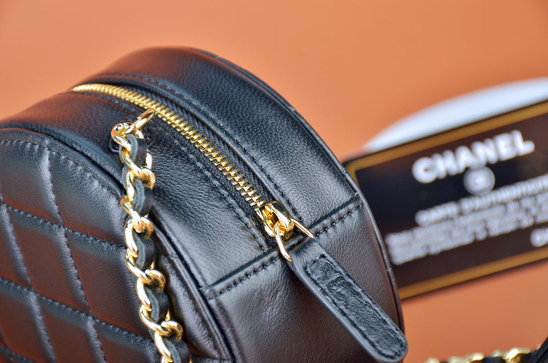 Dragons Bags Detail