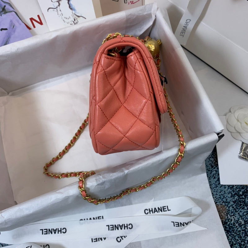 Dragons Bags Detail