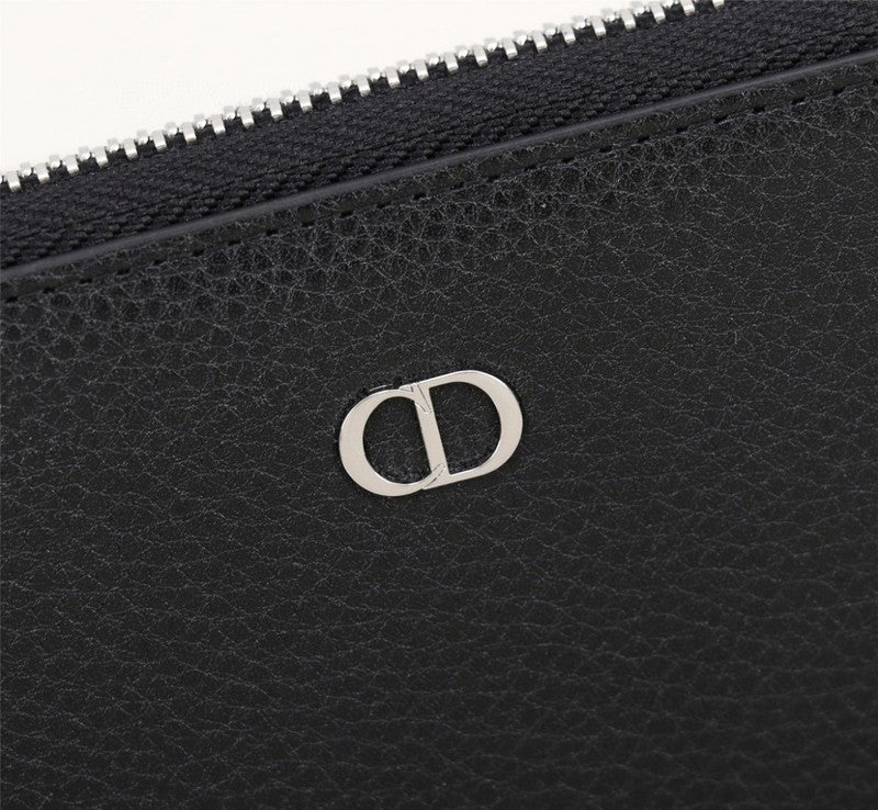 Dragons Bags Detail