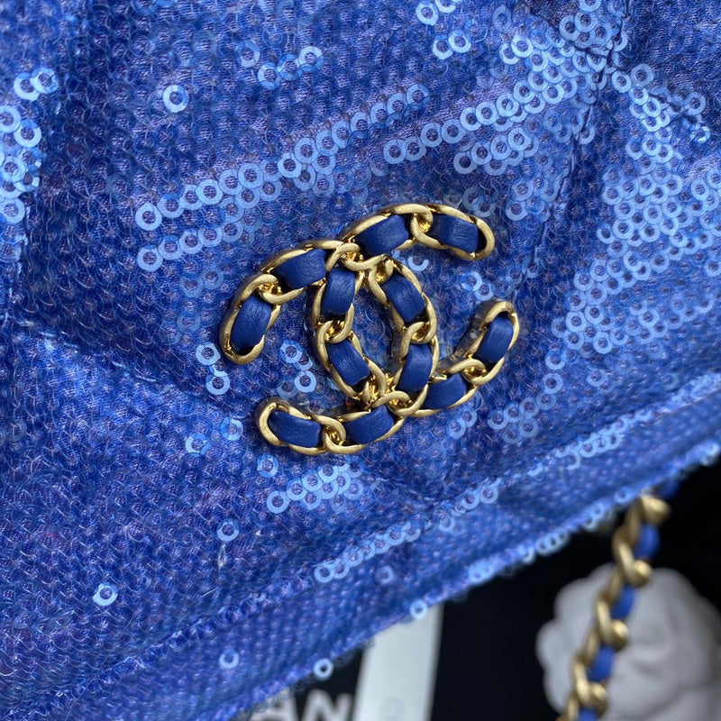 Dragons Bags Detail