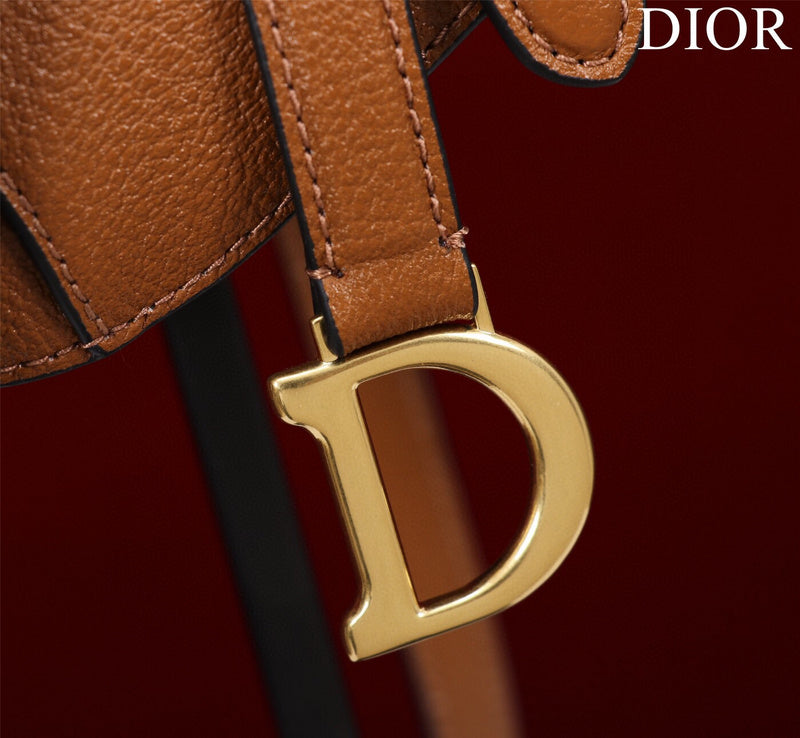 Dragons Bags Detail