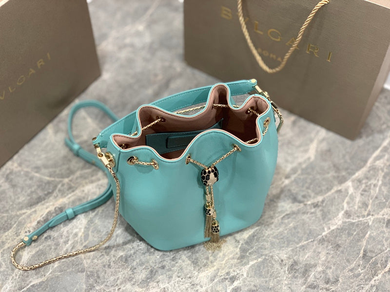 Dragons Bags Detail