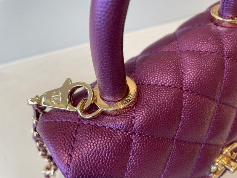 Dragons Bags Detail