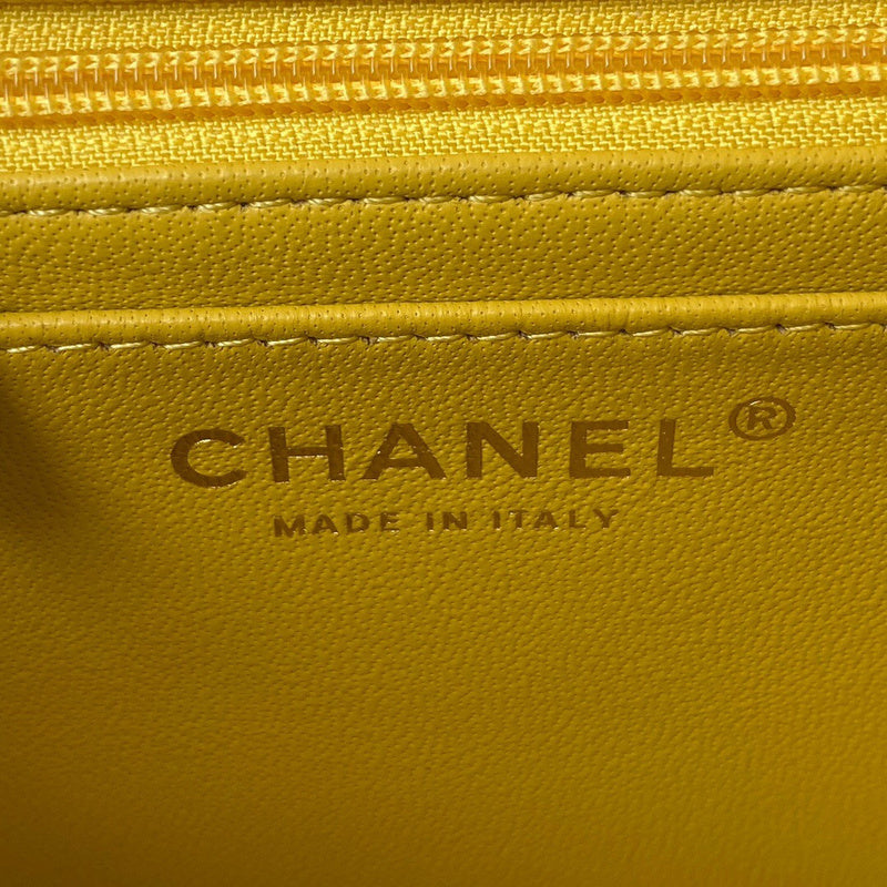 Dragons Bags Detail
