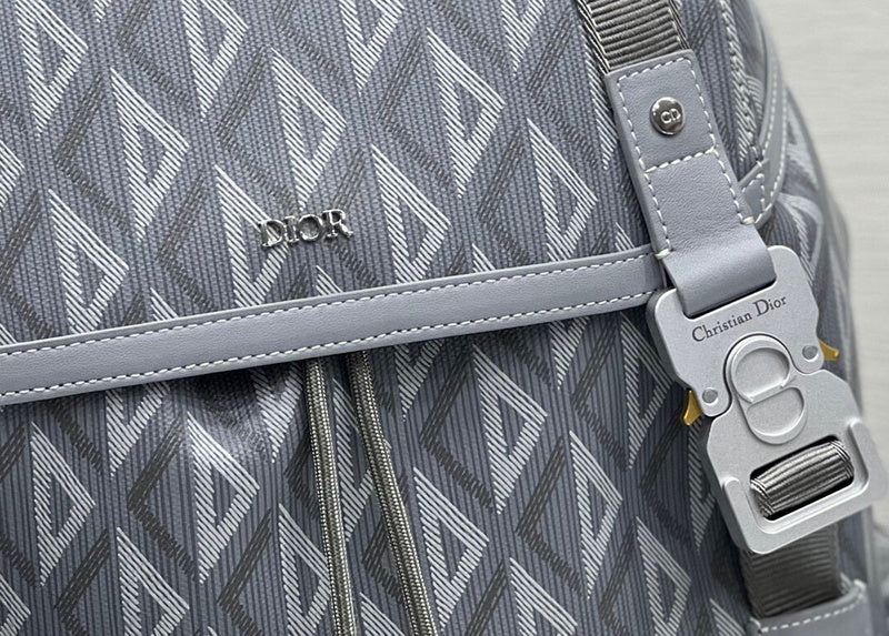 Dragons Bags Detail