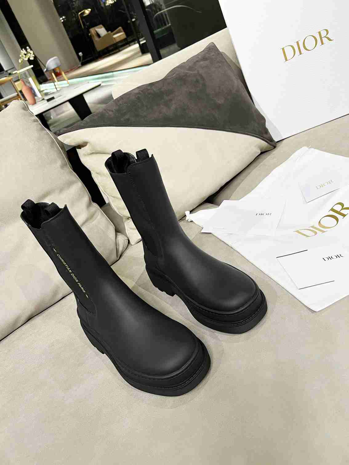 VBS TRIAL ANKLE BOOTS LEATHER BLACK