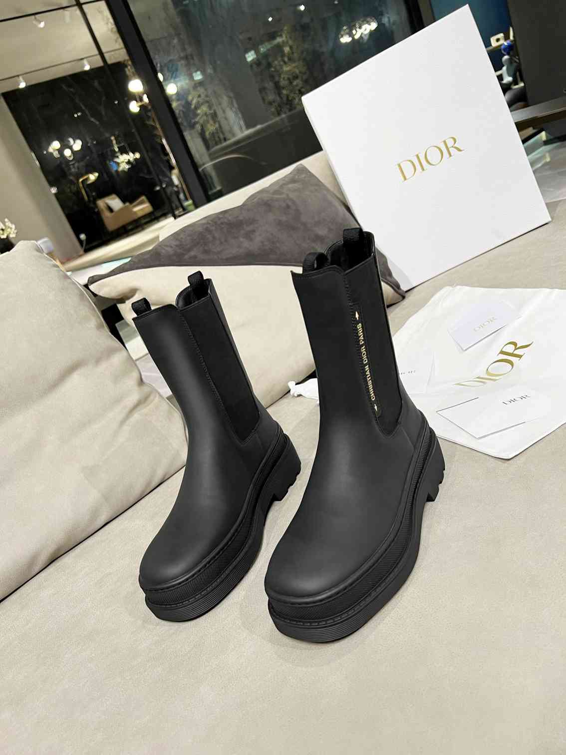 VBS TRIAL ANKLE BOOTS LEATHER BLACK