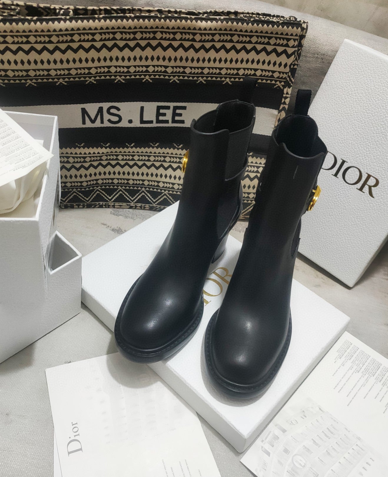 DD 30 MONTAIGNE HEELED ANKLE BOOT BLACK SUPPLE CALFSKIN KCI950VSO S900