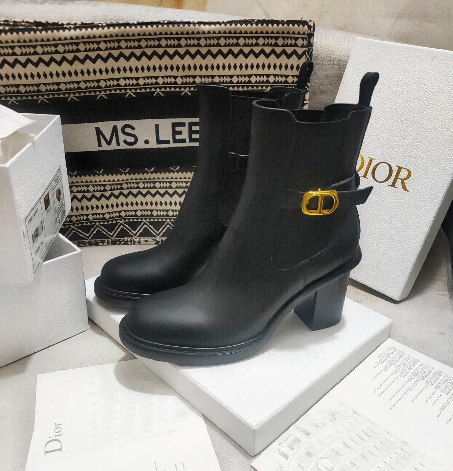 VBS 30 MONTAIGNE HEELED ANKLE BOOT BLACK SUPPLE CALFSKIN KCI950VSO S900
