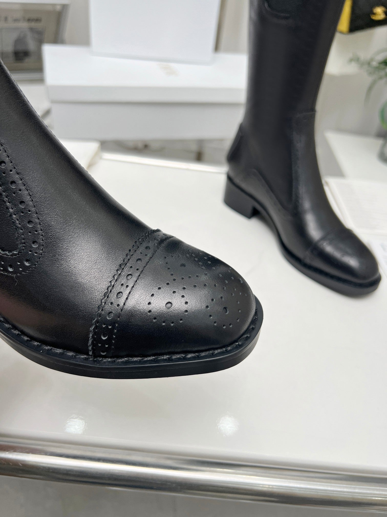 VBS D FOLK HEELED HIGH BOOT BLACK