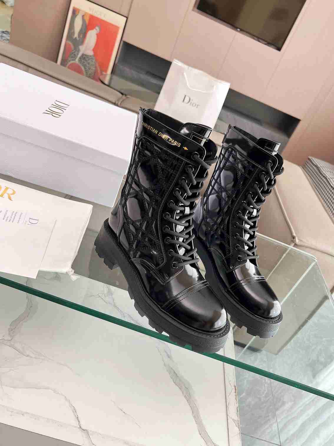 VBS D UNIT ANKLE BOOT QUILTED CANNAGE CALFSKIN BLACK KCI995CQC S900