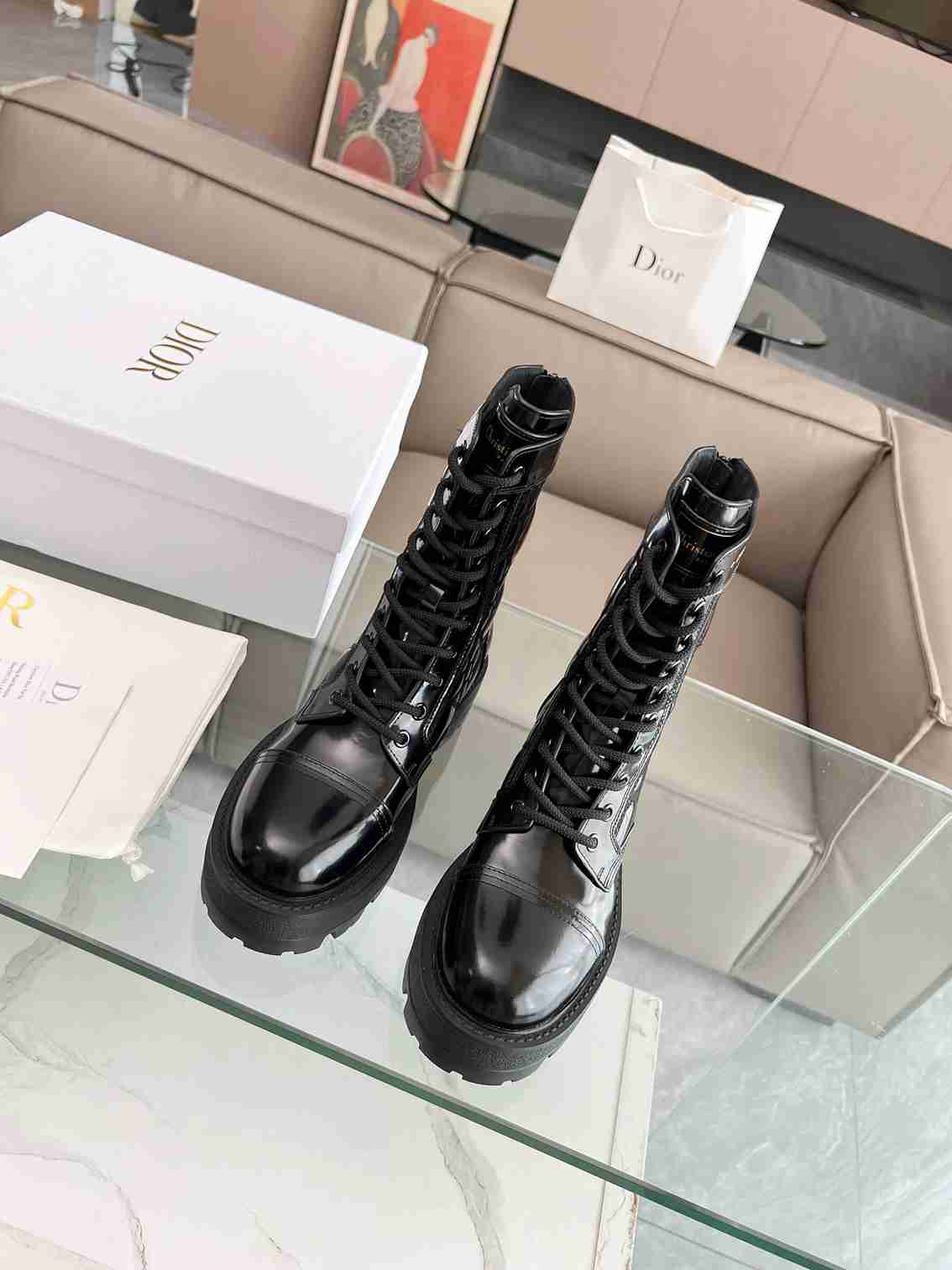 VBS D UNIT ANKLE BOOT QUILTED CANNAGE CALFSKIN BLACK KCI995CQC S900