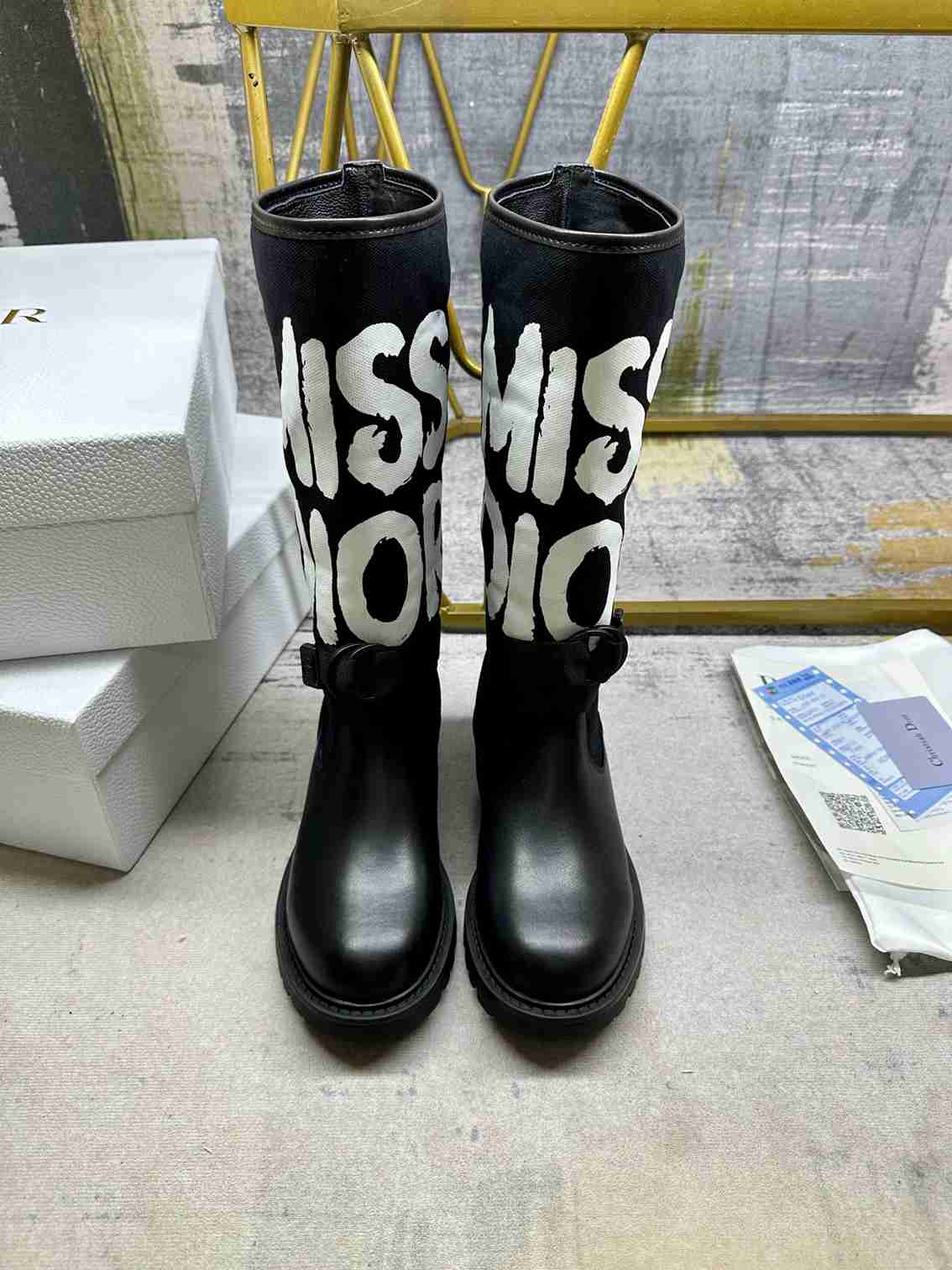 VBS D MAJOR BOOT WITH MISS VBS PRINT BLACK KDI929CMV S17X