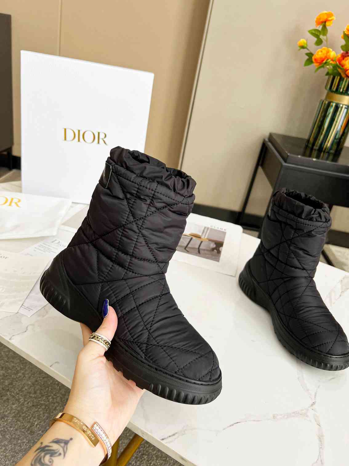 DD FROST ANKLE BOOT BLACK QUILTED NYLON BLACK