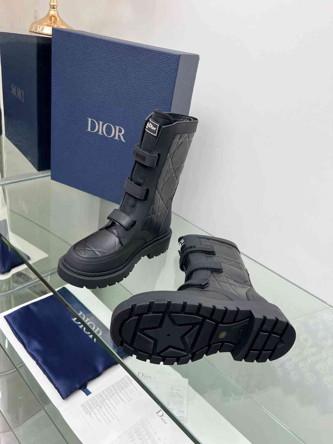 VBS DIO(R)EVOVBSTION ANKLE BOOTS RUBBER MACCROCANNAGE BLACK