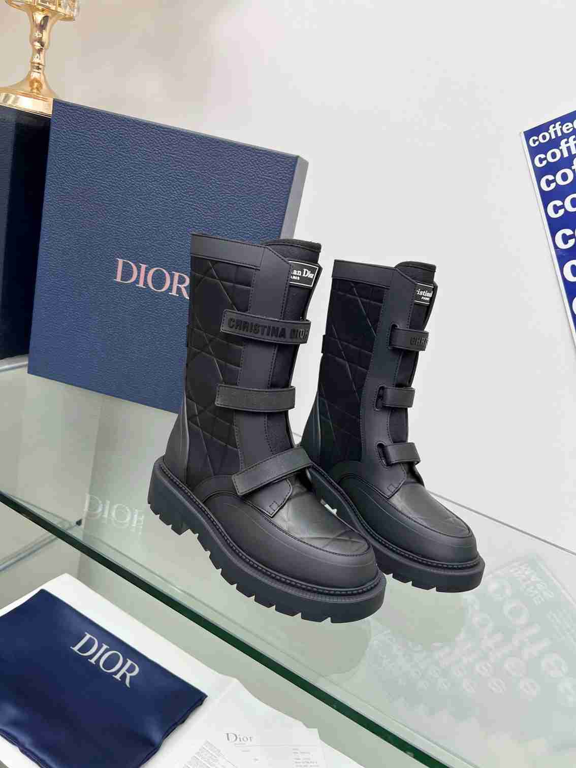 VBS DIO(R)EVOVBSTION ANKLE BOOTS RUBBER MACCROCANNAGE BLACK