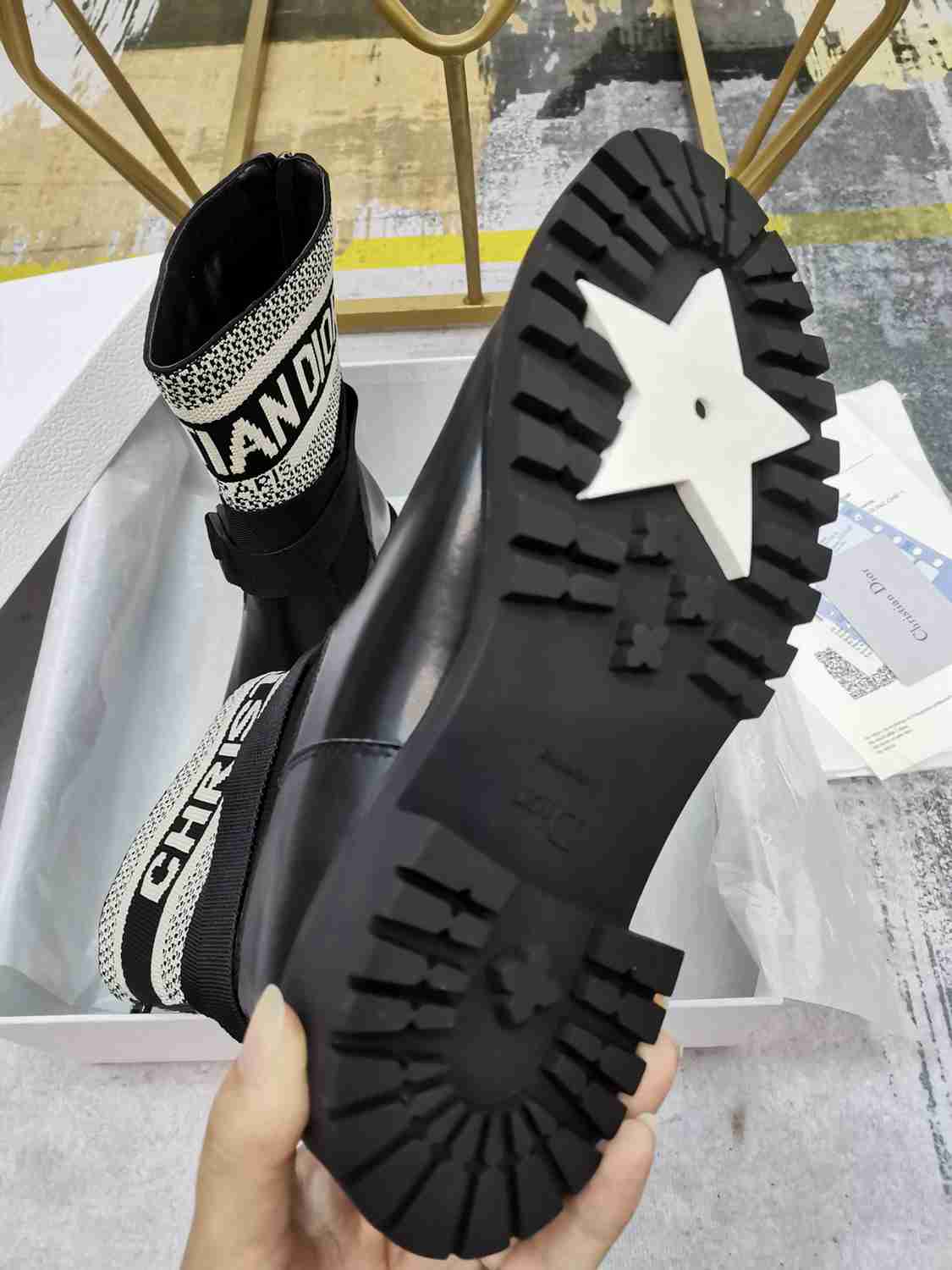 DD D MAJOR ANKLE BOOT FABRIC AND CALFSKIN WHITE AND BLACK