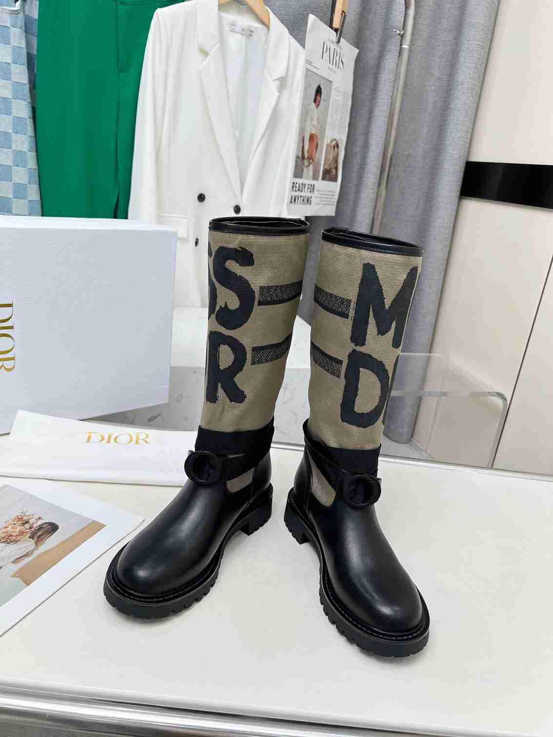 VBS D MAJOR BOOT WITH MISS VBS PRINT WARM TAUPE KDI929CMV S44X