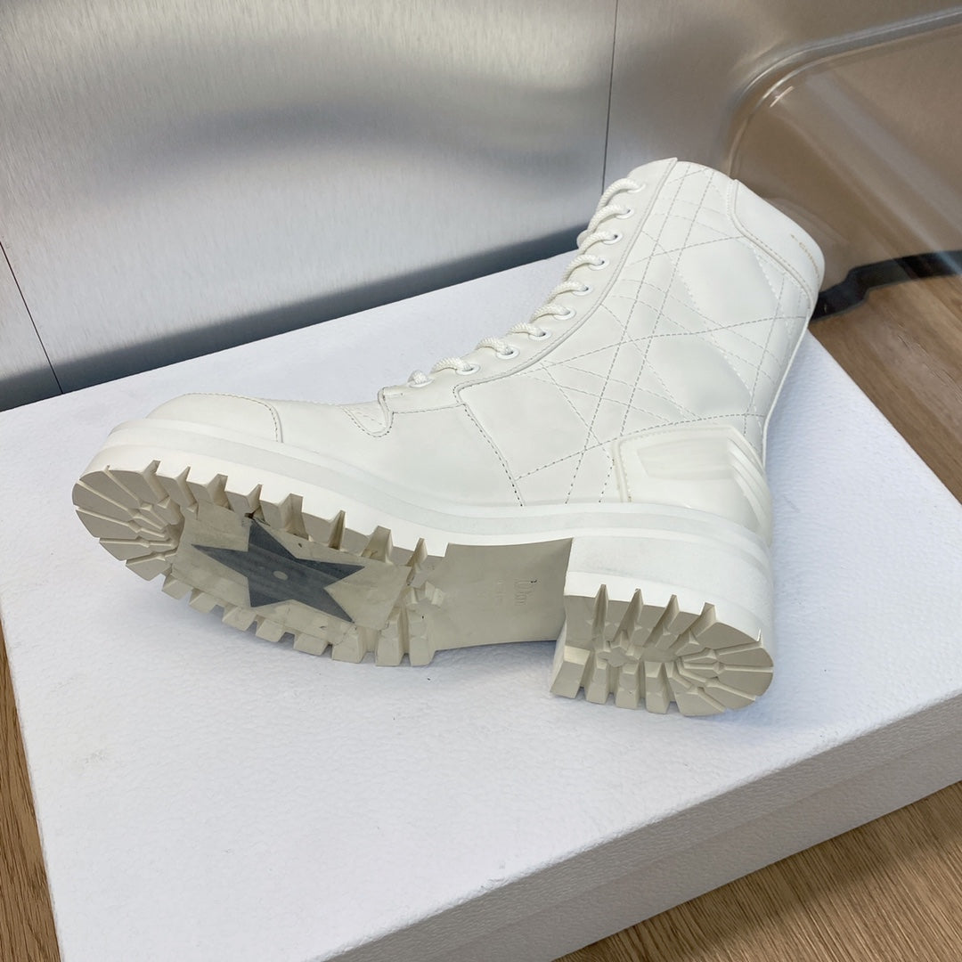 VBS D LEADER ANKLE BOOT WHITE KDI733CQC S03W