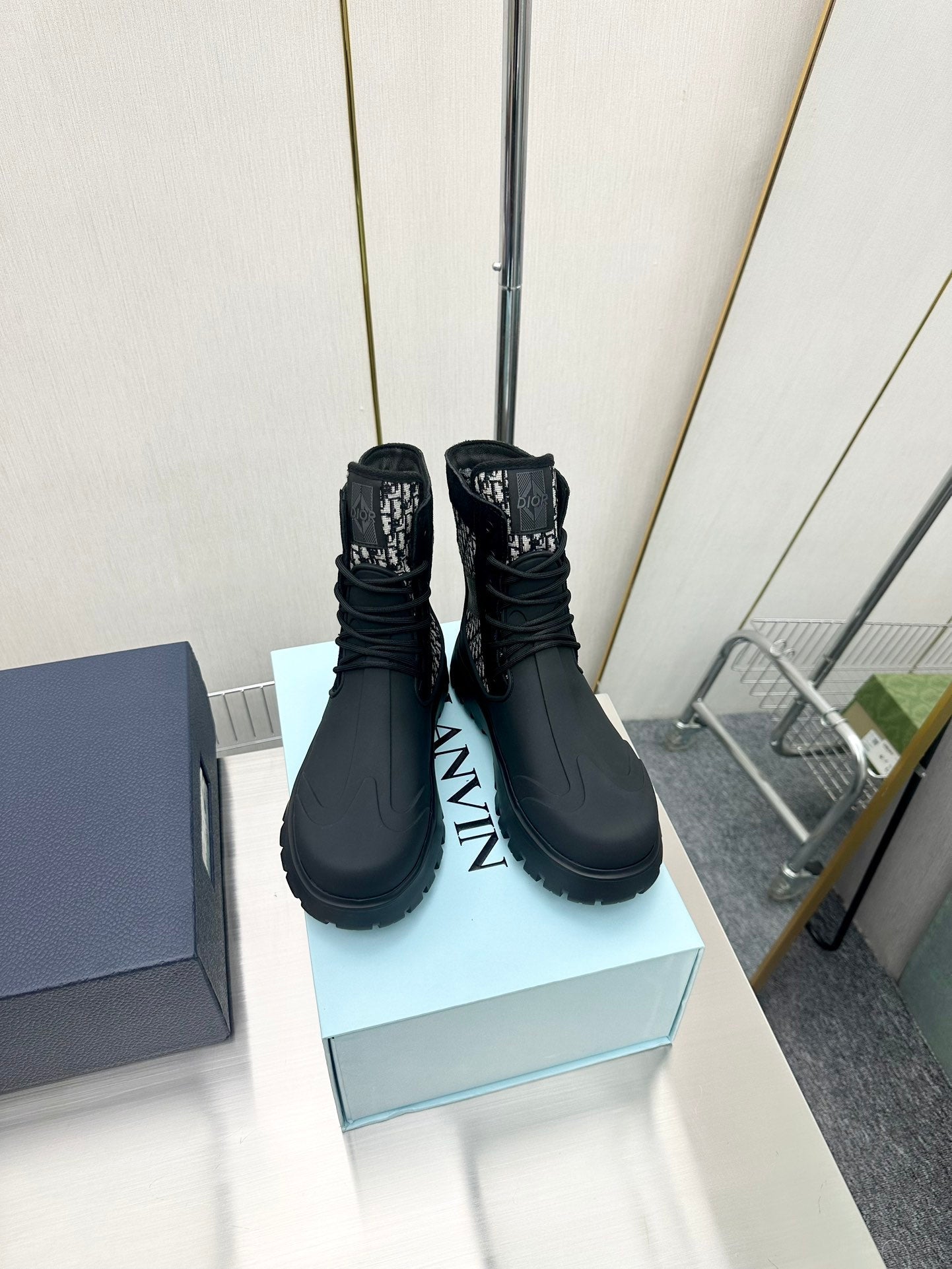 VBS GARDEN LACE UP BOOT BLACK 3BO315ZYH H961