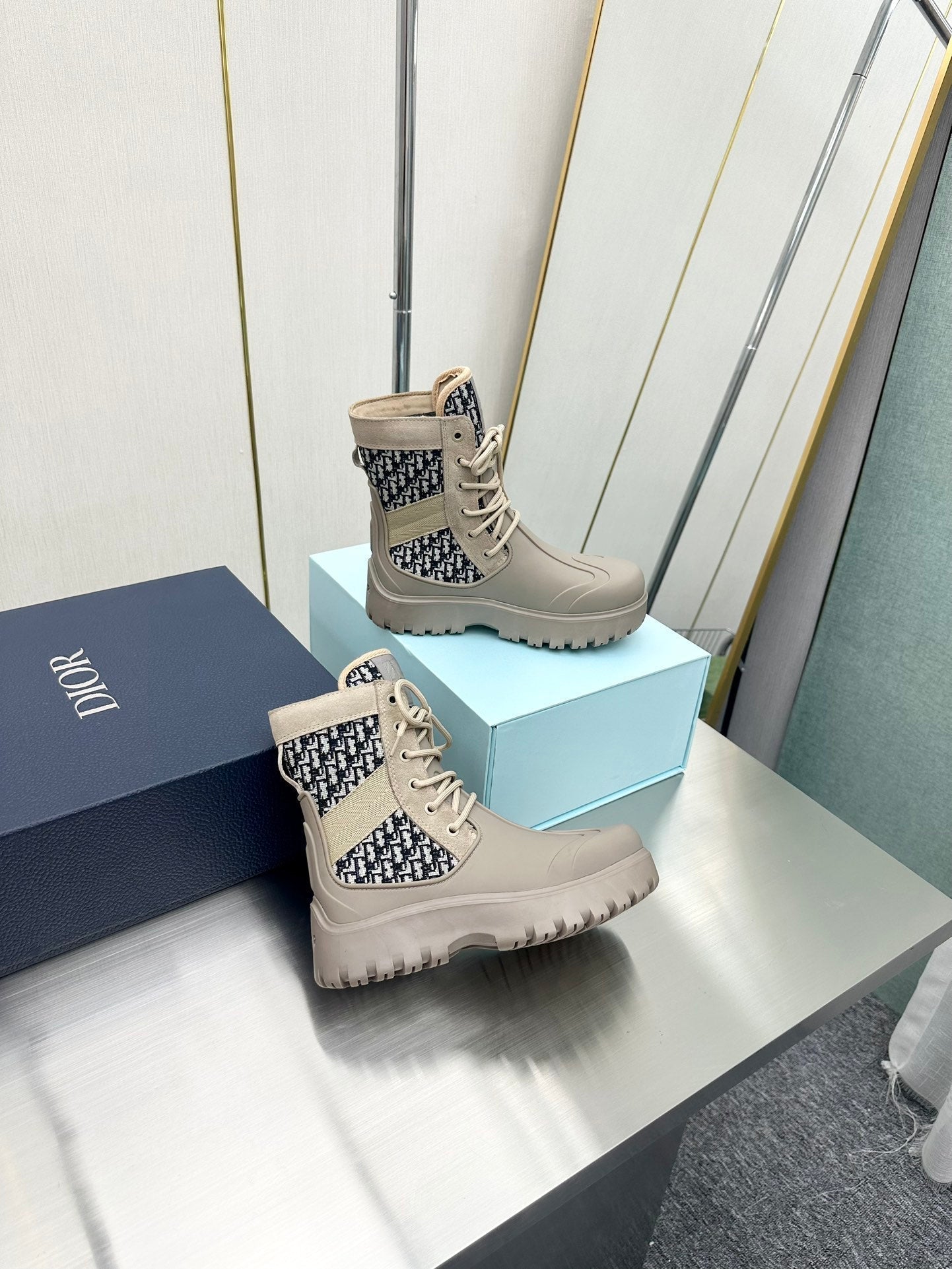 DD GARDEN LACE UP BOOT BEIGE 3BO315ZYH H164