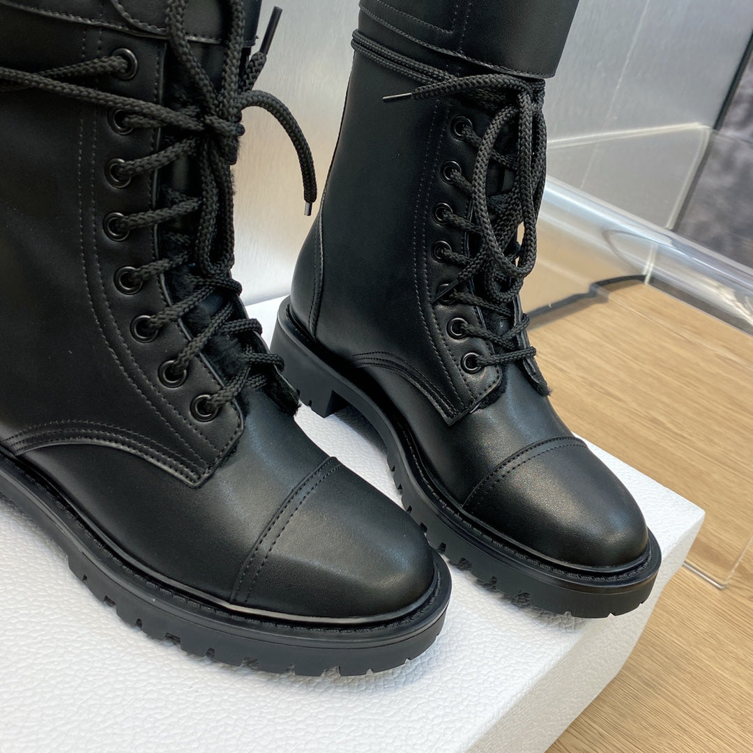 DD D TRAP ANKLE BOOT CALFSKIN AND SHEARLING BLACK