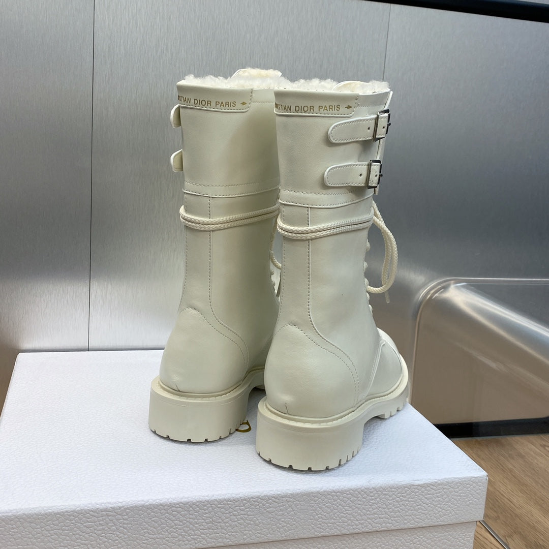 VBS D TRAP ANKLE BOOT CALFSKIN AND SHEARLING WHITE