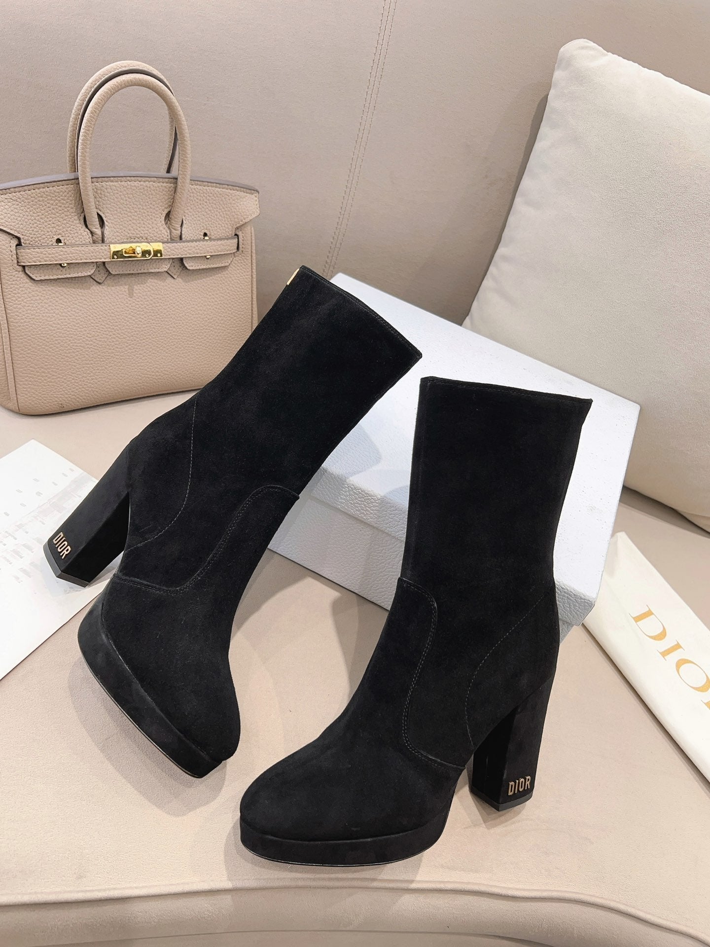 DD D RISE ANKLE BOOTS BLACK
